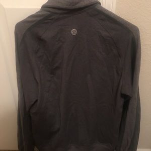 Men’s Medium lulu lemon jacket